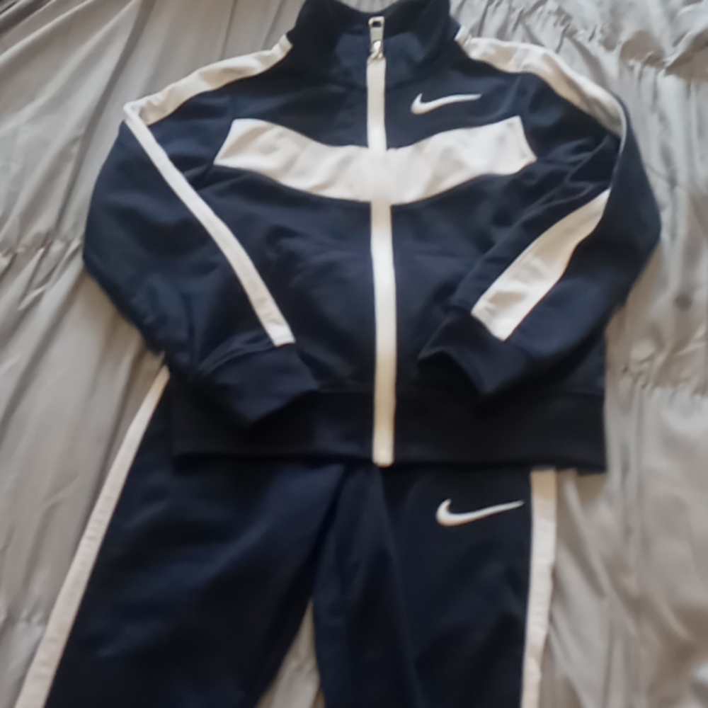 Sweat suit